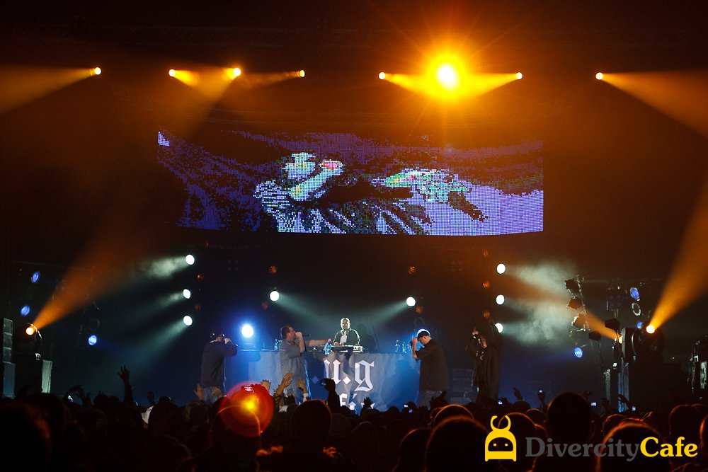 BUG Mafia: „Polivalenta, sa sara-n aer!”