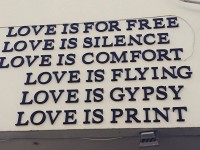 Imi tineti si mie bastonul?